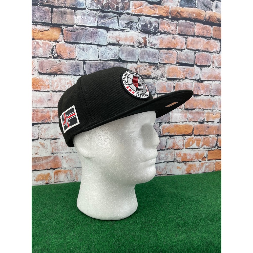 New Era 9FIFTY Portland Trail Blazers NBA Snapback Hat OSFM Black Flat Brim